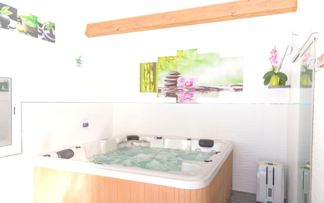 Appartement Elegant Avec Piscine Privee A Plan D'Aups Sainte Baume 55 M² Zewnętrze zdjęcie